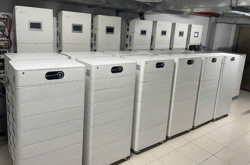 Điện năng lượng mặt trời có lưu trữ công nghiệp