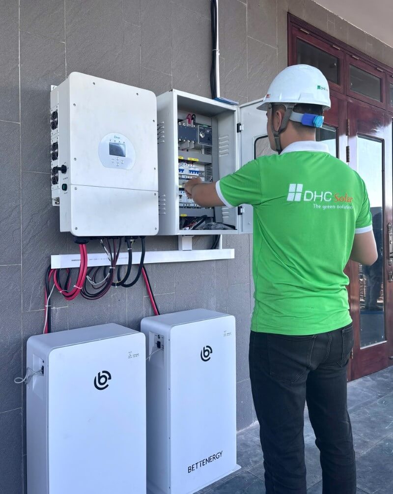 Inverter Hybrid Deye