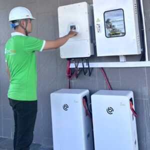 Hệ thống điện mặt trời có lưu trữ 12kW 1 Pha