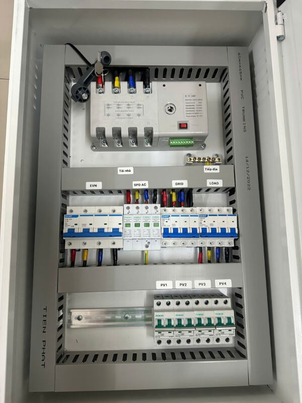 Tủ điện 20kW có lưu trữ